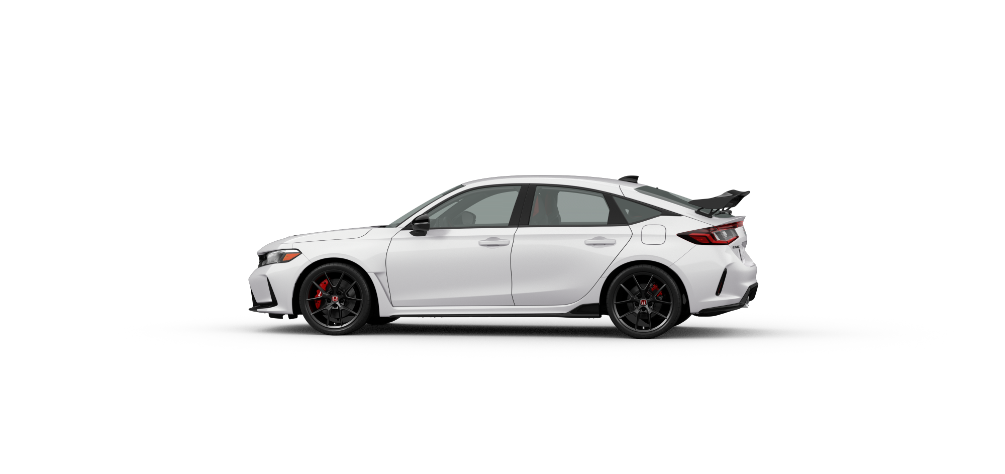 Vue latérale du côté conducteur de la Civic Type R 2025 de couleur blanc victorie sur fond blanc.